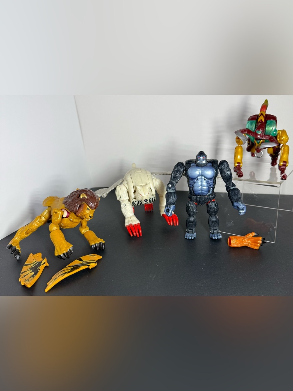Shape-Shifting Morphing Beast Action Figure Lot Knock Off Transformers